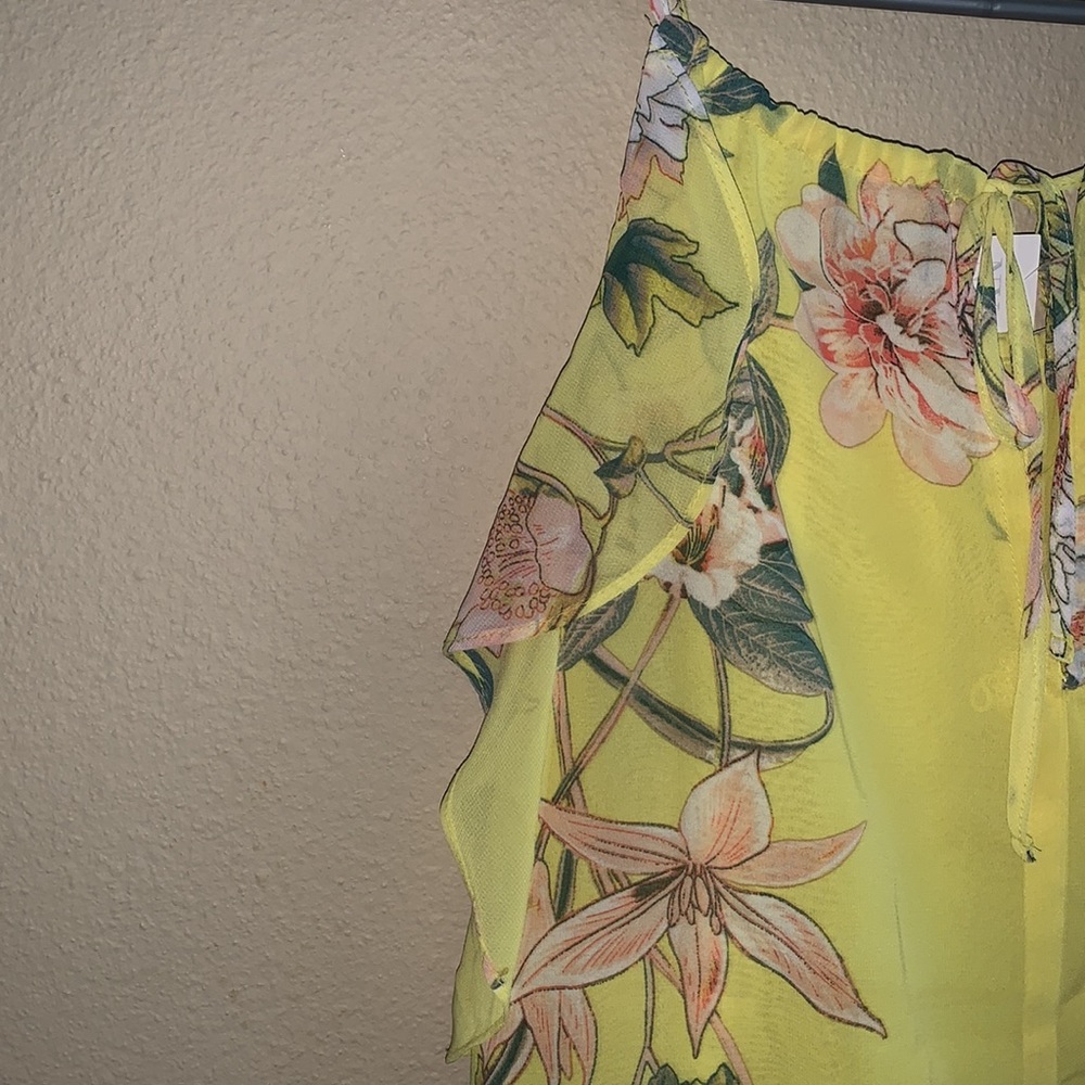 Yellow blouse - Picture 4 of 6